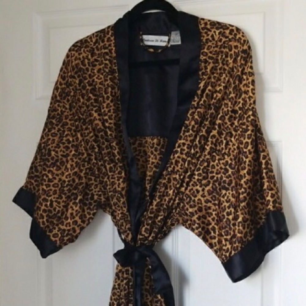 Contessa Di Roma cheetah print robe